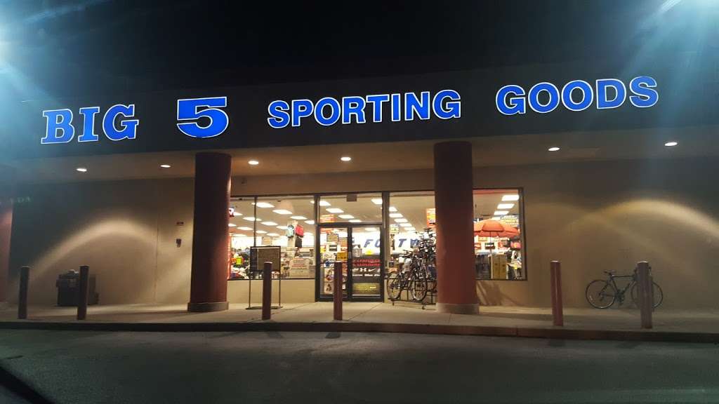 Big 5 Sporting Goods | 2050 N Arizona Ave, Chandler, AZ 85225, USA | Phone: (480) 821-9226