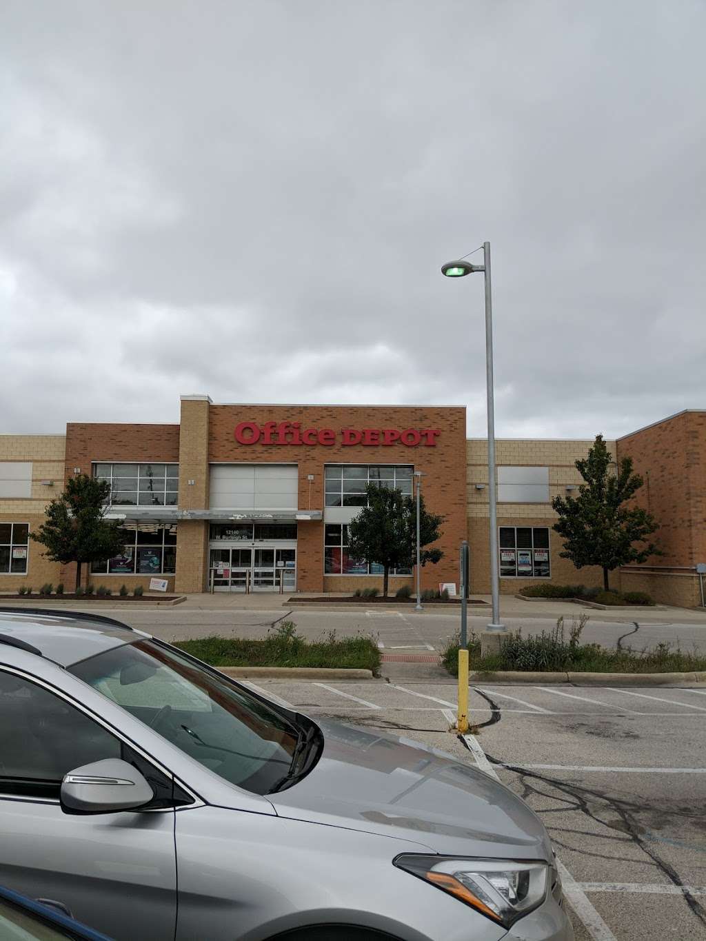 OfficeMax- Curbside Pickup Available | 12140 W Burleigh Rd, Wauwatosa, WI 53222, USA | Phone: (414) 607-0365