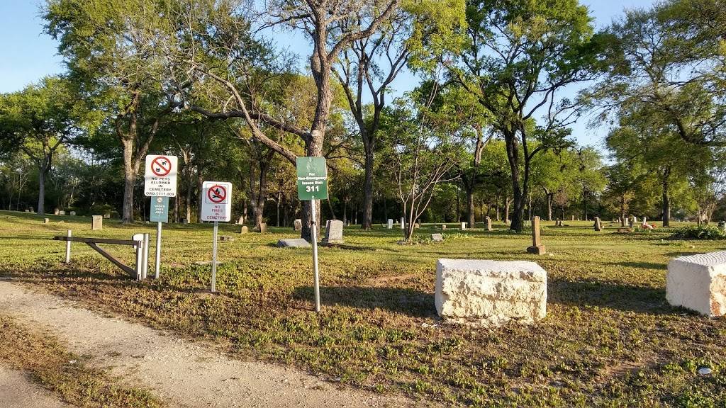 Plummers Cemetery | 1204 Springdale Rd, Austin, TX 78721, USA | Phone: (512) 978-2320