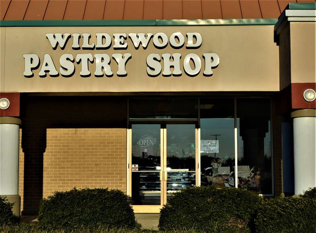 Wildewood Pastry Shop | 23415 Three Notch Rd #2031, California, MD 20619, USA | Phone: (301) 862-4177