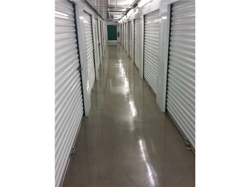 Extra Space Storage | 37352 Sierra Hwy, Palmdale, CA 93550, USA | Phone: (661) 575-0100