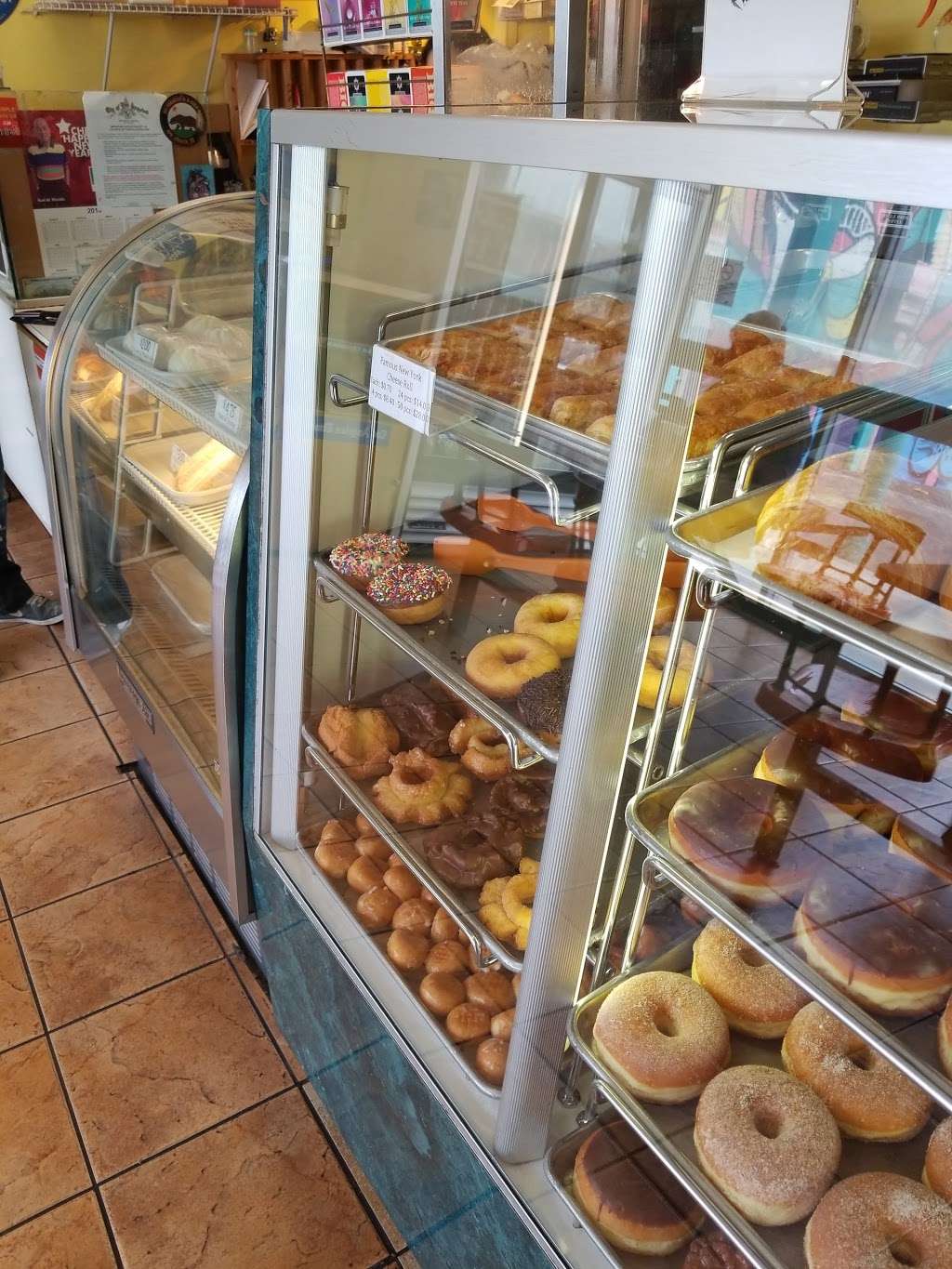 New York Donuts | 3101 Beverly Blvd B, Los Angeles, CA 90057, USA | Phone: (213) 487-9383