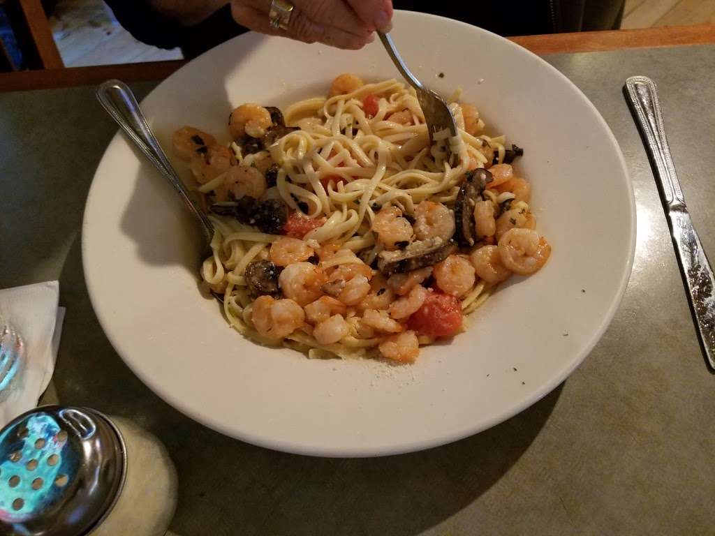 Pasta Loft Restaurant | 220 E Main St, East Hampstead, NH 03826, USA | Phone: (603) 378-0092