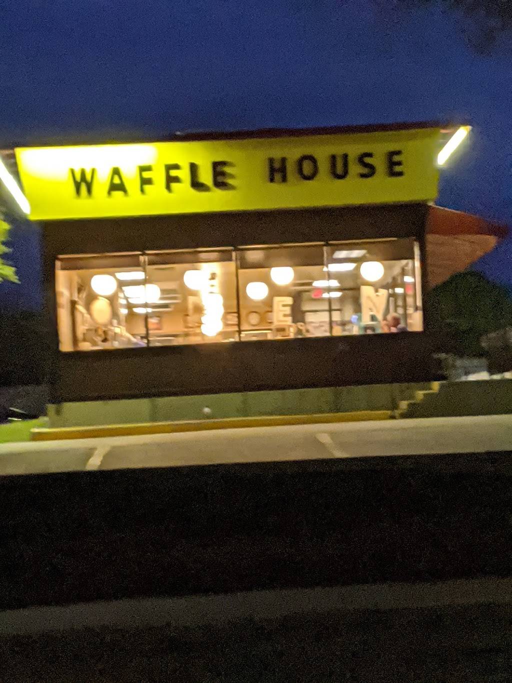 Waffle House | 4701 Little Rd, Arlington, TX 76017, USA | Phone: (817) 478-7398