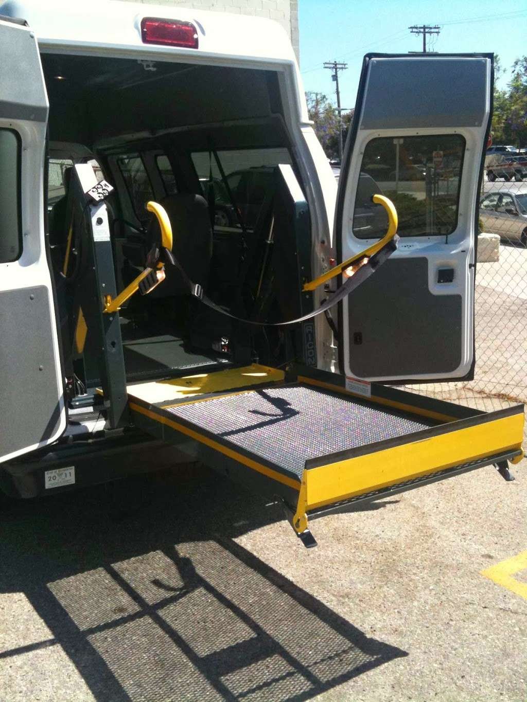 Reliance Medical Transport | 2829 N San Fernando Rd, Los Angeles, CA 90065, USA | Phone: (323) 344-8800