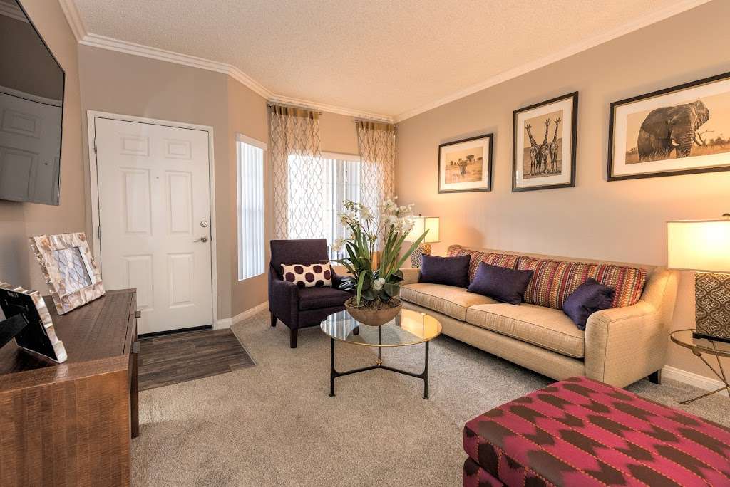 Paloma Summit Condominium Rentals | 26371 Paloma, Foothill Ranch, CA 92610 | Phone: (949) 484-9814