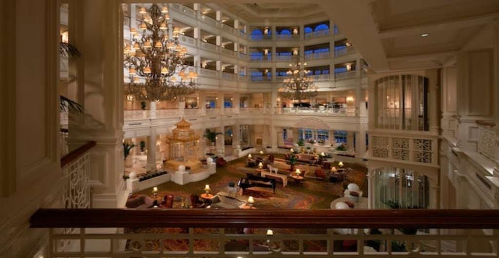 The Villas at Disneys Grand Floridian Resort & Spa | 4401 Floridian Way, Orlando, FL 32830 | Phone: (407) 824-3000