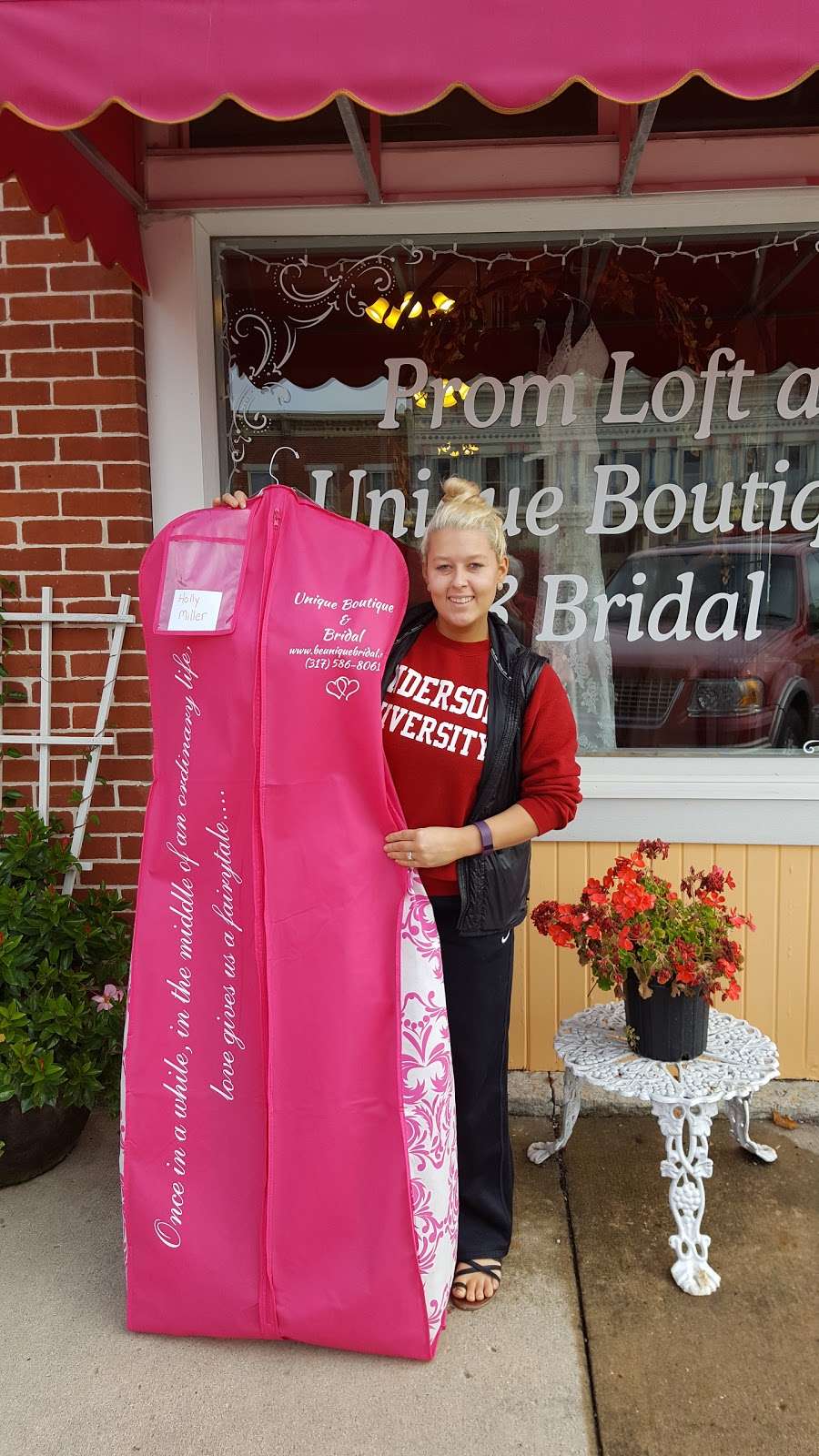 Unique Boutique Bridal and Prom | 33 N Washington St, Knightstown, IN 46148, USA | Phone: (317) 586-8061