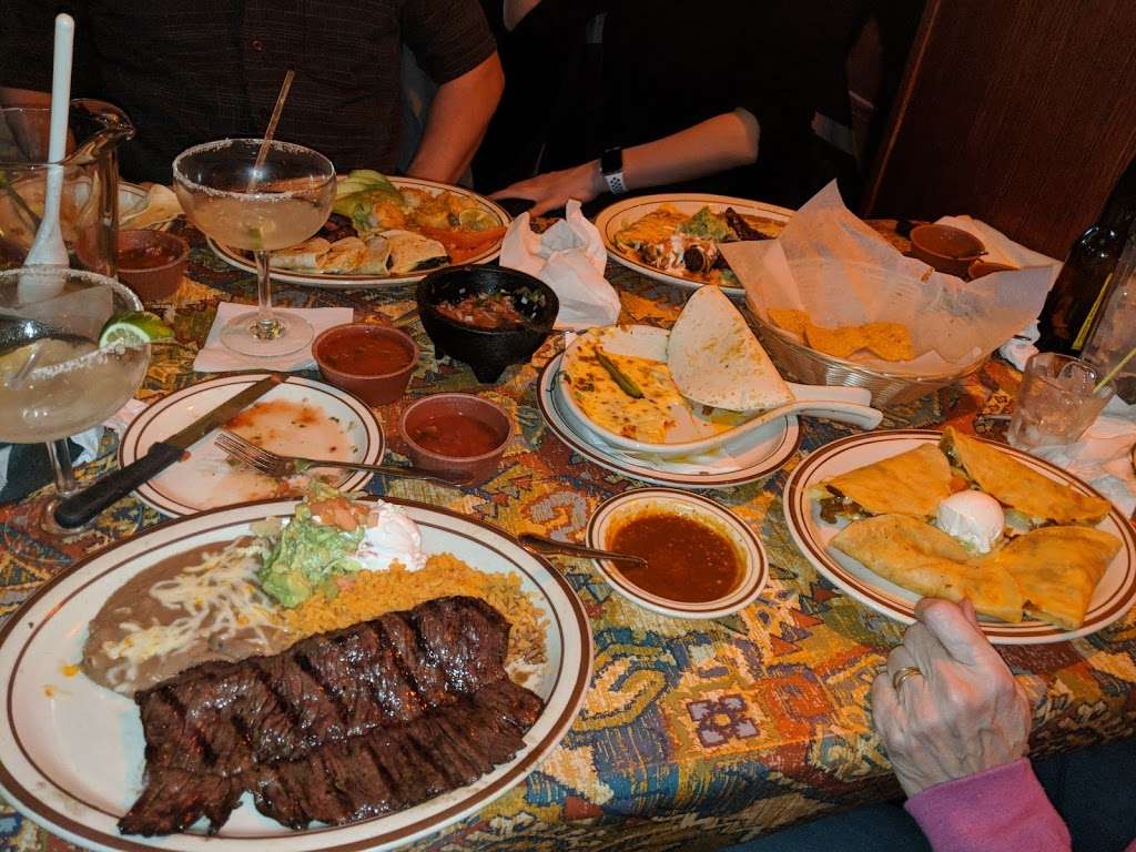 La Mex | 3157 W Jefferson St, Joliet, IL 60435, USA | Phone: (815) 729-2686