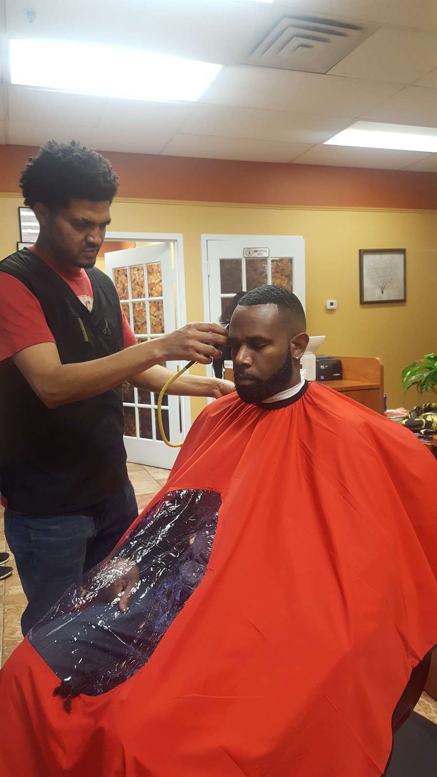 Hi-top Barber Shop | 6301 Little River Turnpike, Alexandria, VA 22312 | Phone: (703) 992-8892