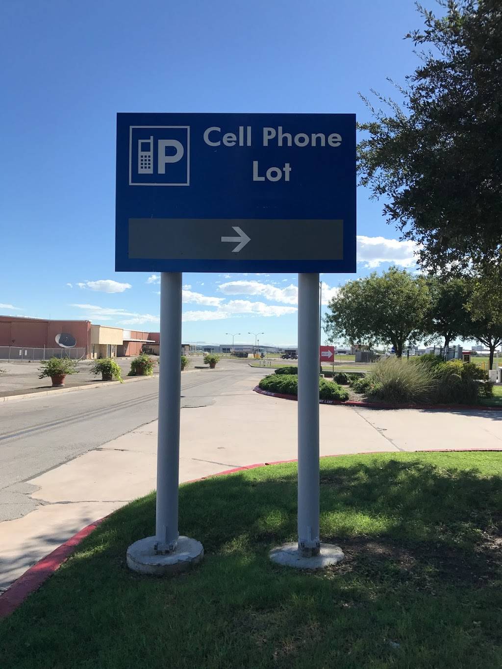 Cell Phone Waiting Lot | Airport Blvd, San Antonio, TX 78216 | Phone: (210) 207-3433