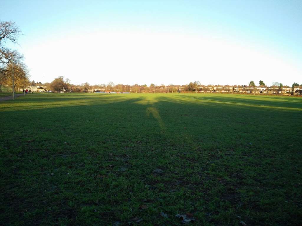 Barnet Playing Fields | London Loop, Barnet EN5 2DA, UK