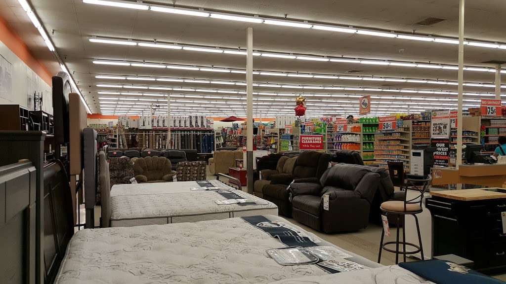 Big Lots | 9340 Mira Mesa Blvd, San Diego, CA 92126, USA | Phone: (858) 530-0141