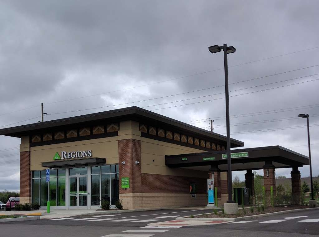 Regions Bank | 11447 Spring Mill Rd, Carmel, IN 46032 | Phone: (800) 734-4667