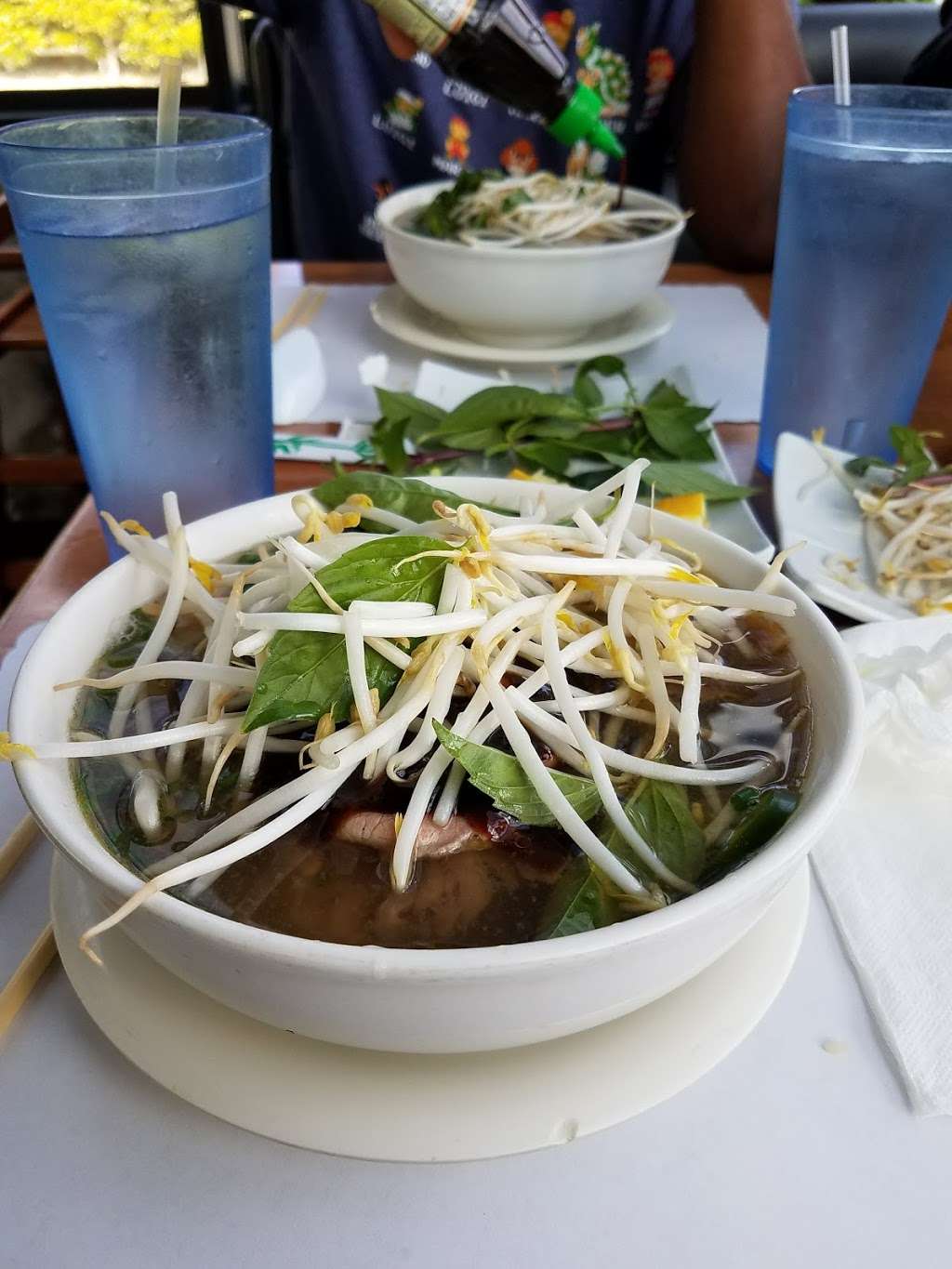 Pho Viet | 18741 Soledad Canyon Rd, Canyon Country, CA 91351, USA | Phone: (661) 252-1899