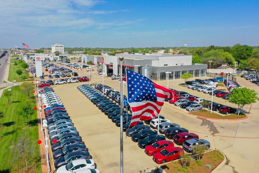 Toyota of Irving | 1999 W Airport Fwy, Irving, TX 75062, USA | Phone: (972) 395-5090