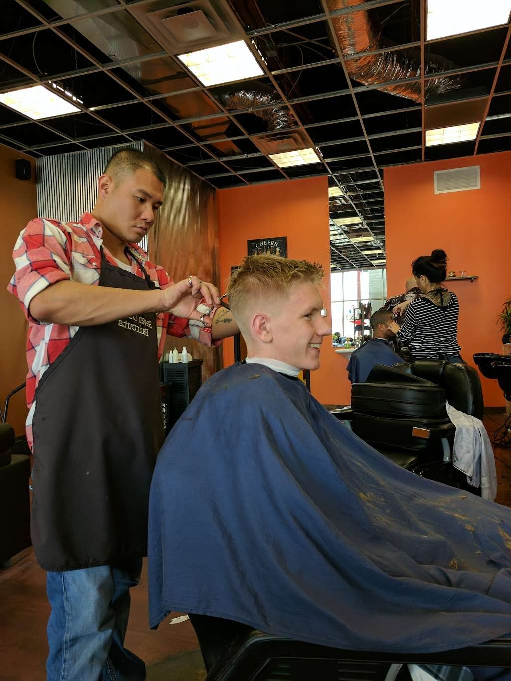 Le Barbershop | 2045 Sheridan Boulevard unit c, Edgewater, CO 80214, USA | Phone: (303) 955-7044