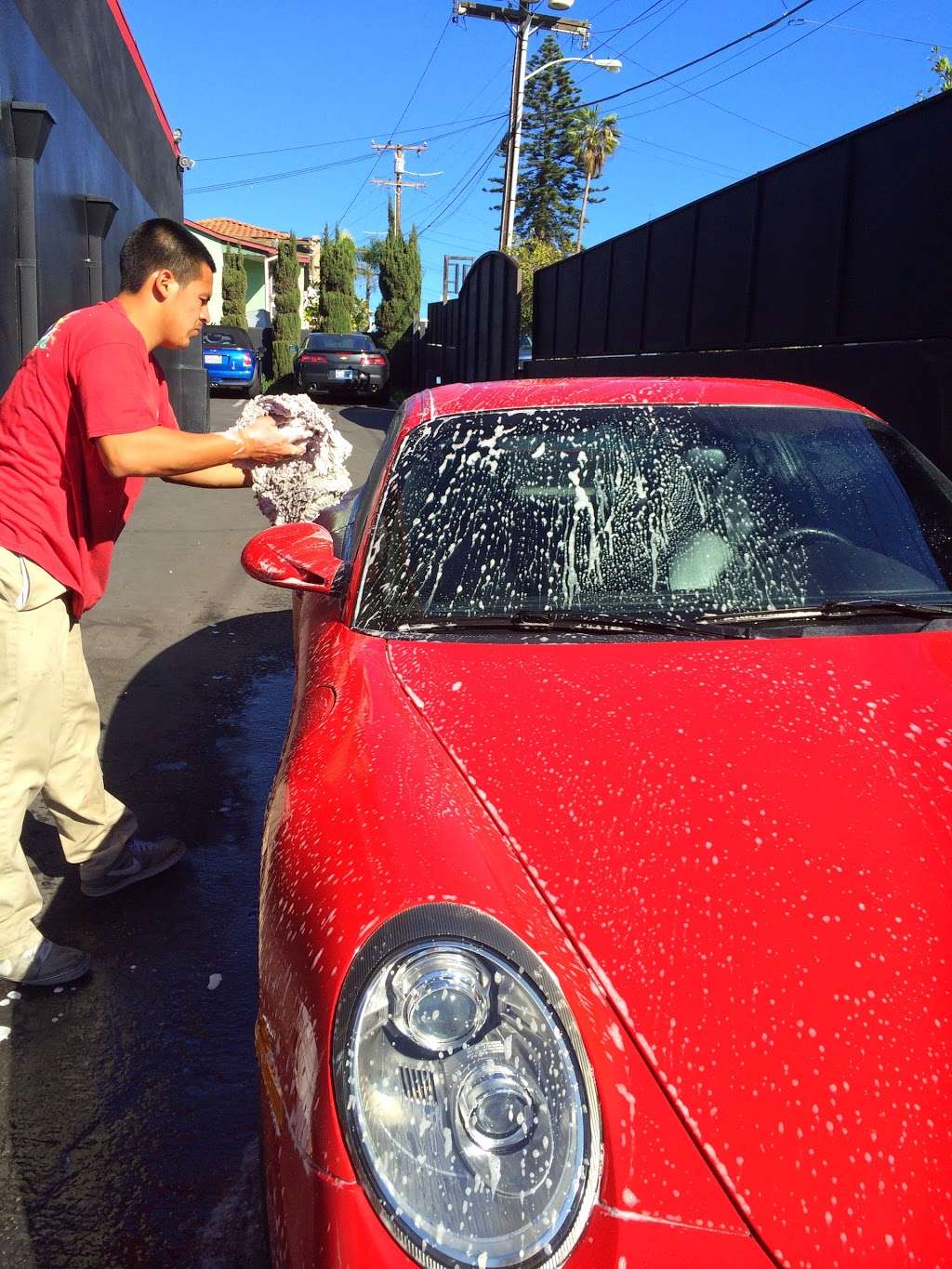 Rock n Roll Car Wash | 1000 Pacific Coast Hwy, Hermosa Beach, CA 90254, USA | Phone: (310) 379-5757