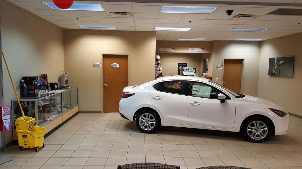 Carver Toyota of Columbus | 10255 US-31, Taylorsville, IN 47280, USA | Phone: (812) 526-7700