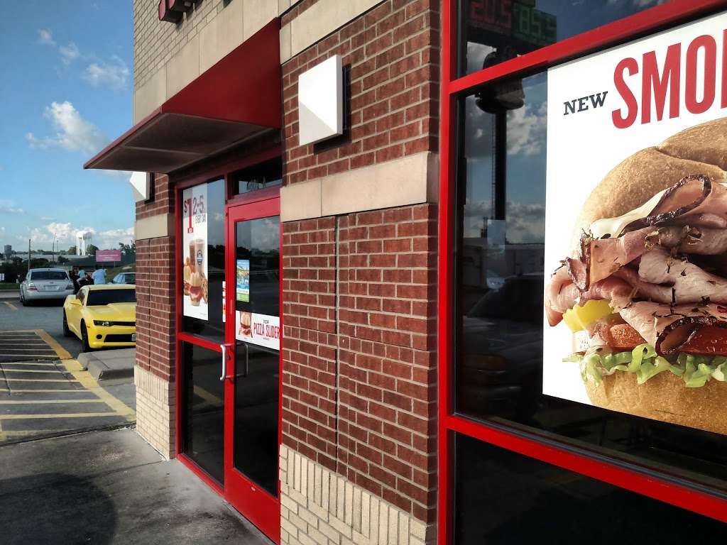 Arbys | 4601 S Leonard Rd, St Joseph, MO 64507, USA | Phone: (816) 364-5096