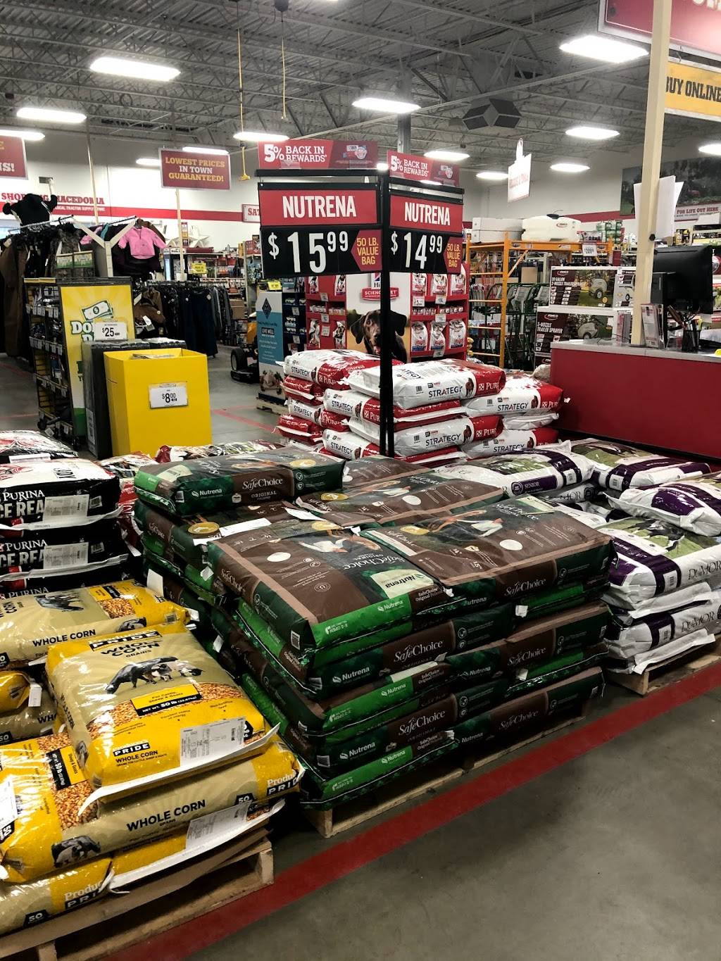 Tractor Supply Co. | 2011 Alexandria Way, Macedonia, OH 44056, USA | Phone: (330) 468-3440