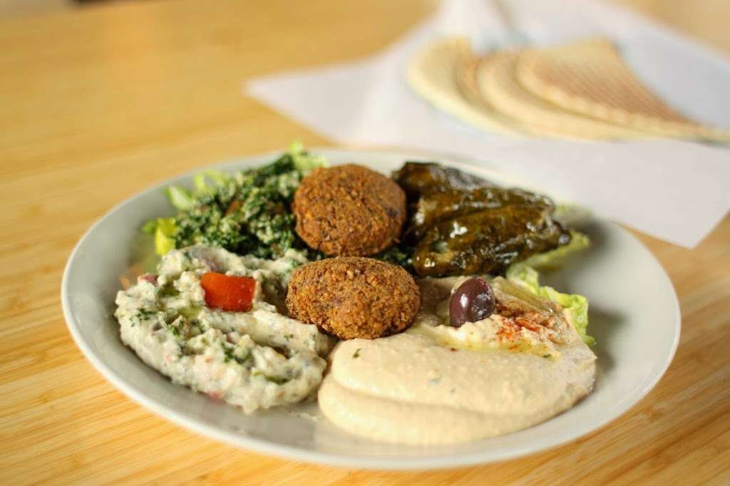 Falafelji | 3910 S Harlem Ave, Lyons, IL 60534, USA | Phone: (708) 447-4757