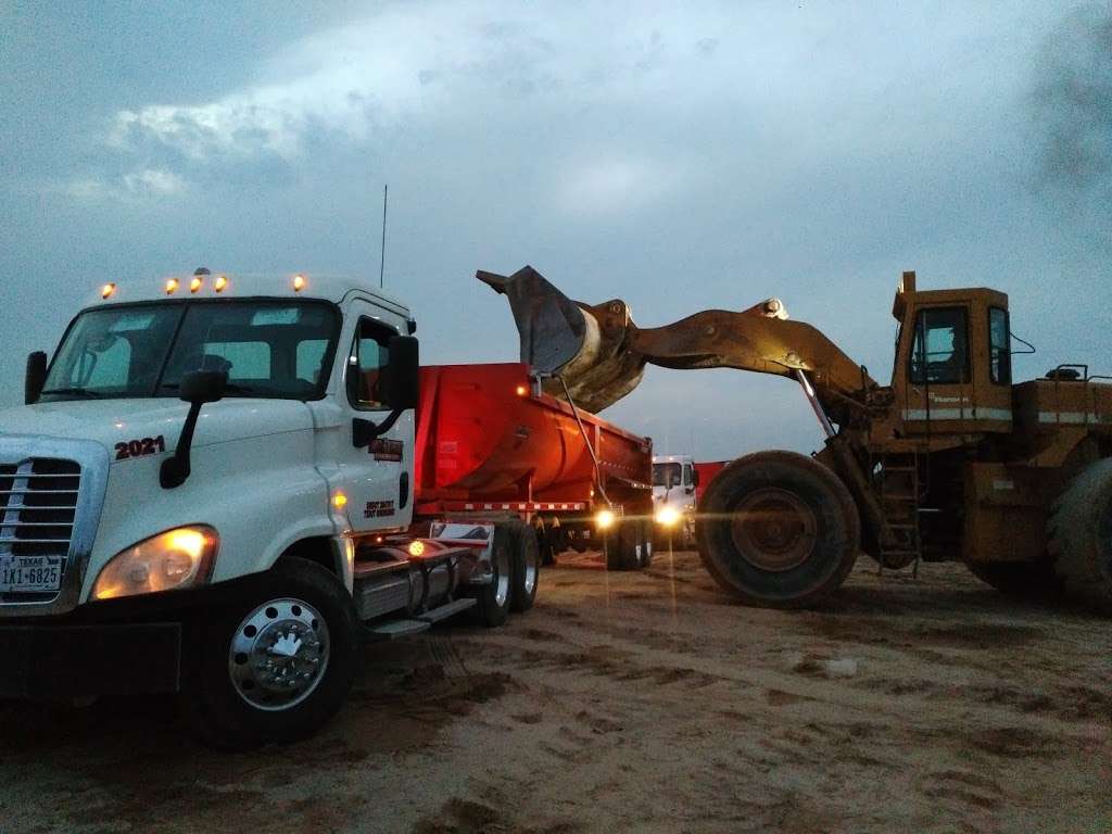 Dirt Expert Trucking | 11375 Jarratt Rd, Atascosa, TX 78002, USA | Phone: (210) 622-9203