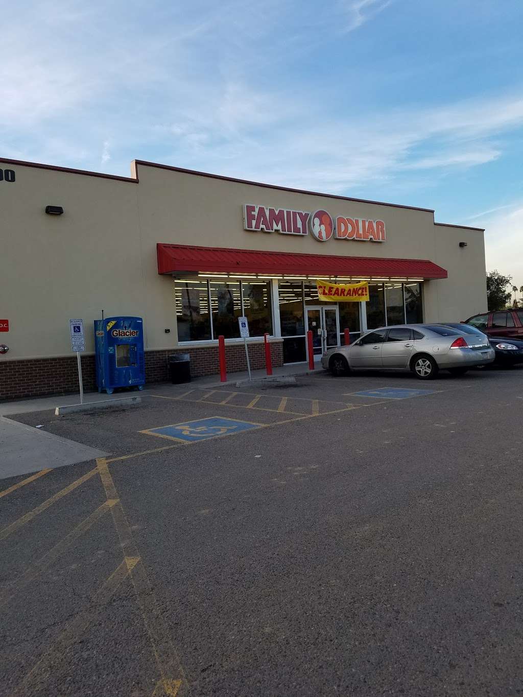 Family Dollar | 400 N 67th Ave, Phoenix, AZ 85043 | Phone: (623) 936-3350