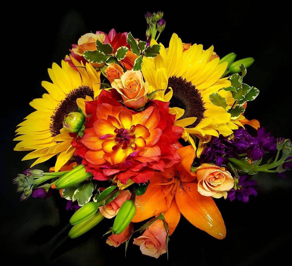 A Touch of Elegance Florist | 4600 Williamsburg Station Rd, Floyds Knobs, IN 47119, USA | Phone: (502) 454-4005