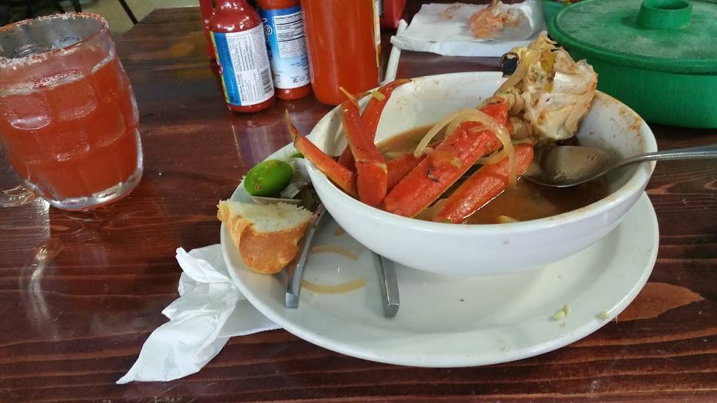 Mariscos Mazatlan | 3325 S Robinson Ave, Oklahoma City, OK 73109, USA | Phone: (405) 631-1755