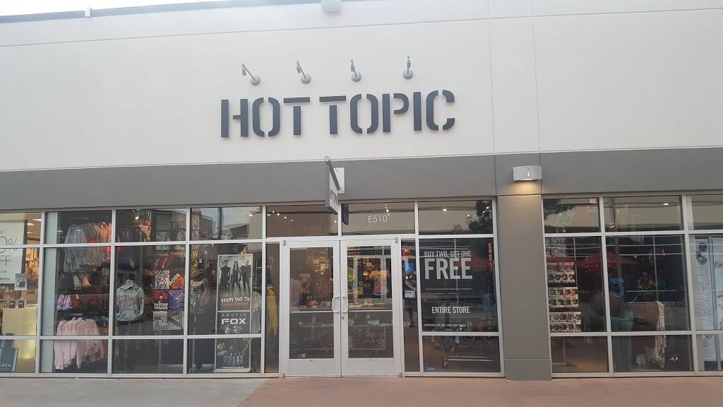 Hot Topic | 7638 W Reno Ave Suite 510, Oklahoma City, OK 73127, USA | Phone: (405) 789-0100