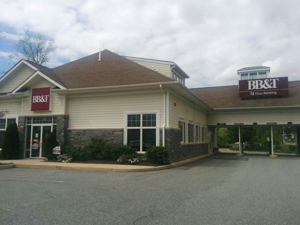 BB&T | 200 S Newtown Street Rd, Newtown Square, PA 19073, USA | Phone: (610) 356-1574