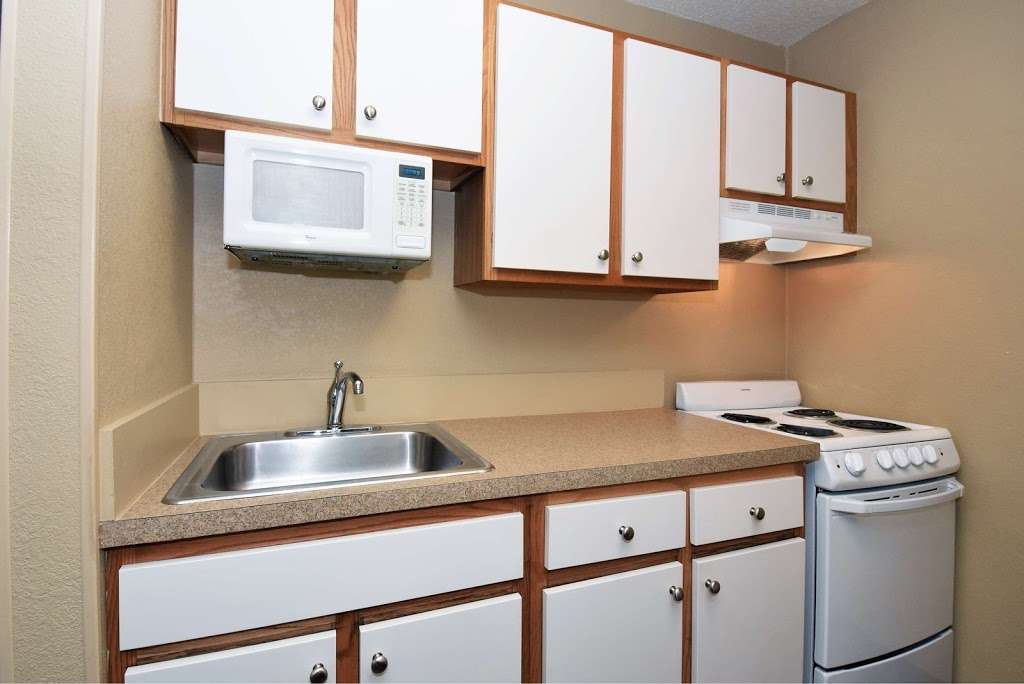 Extended Stay America - Houston - I-45 North | 13505 North Fwy, Houston, TX 77060 | Phone: (281) 872-3661