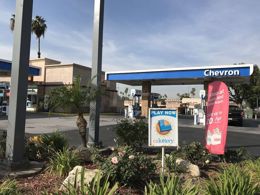 Chevron | 10951 E. Imperial HWY., Norwalk, CA 90650, USA | Phone: (562) 869-1402