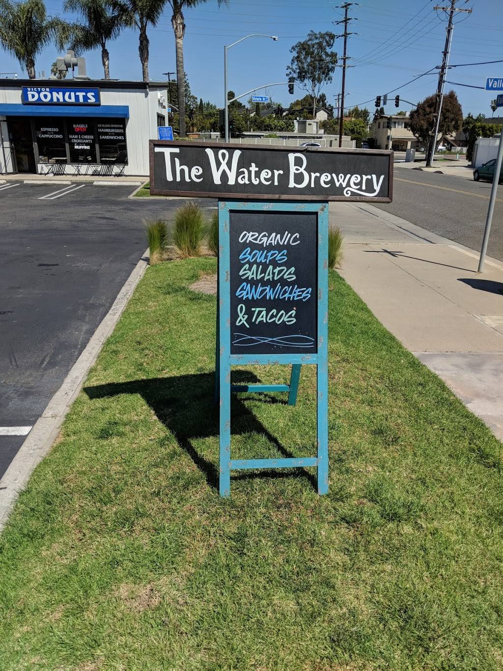The Water Brewery | 1125 Victoria St ste a, Costa Mesa, CA 92627, USA | Phone: (714) 499-9977
