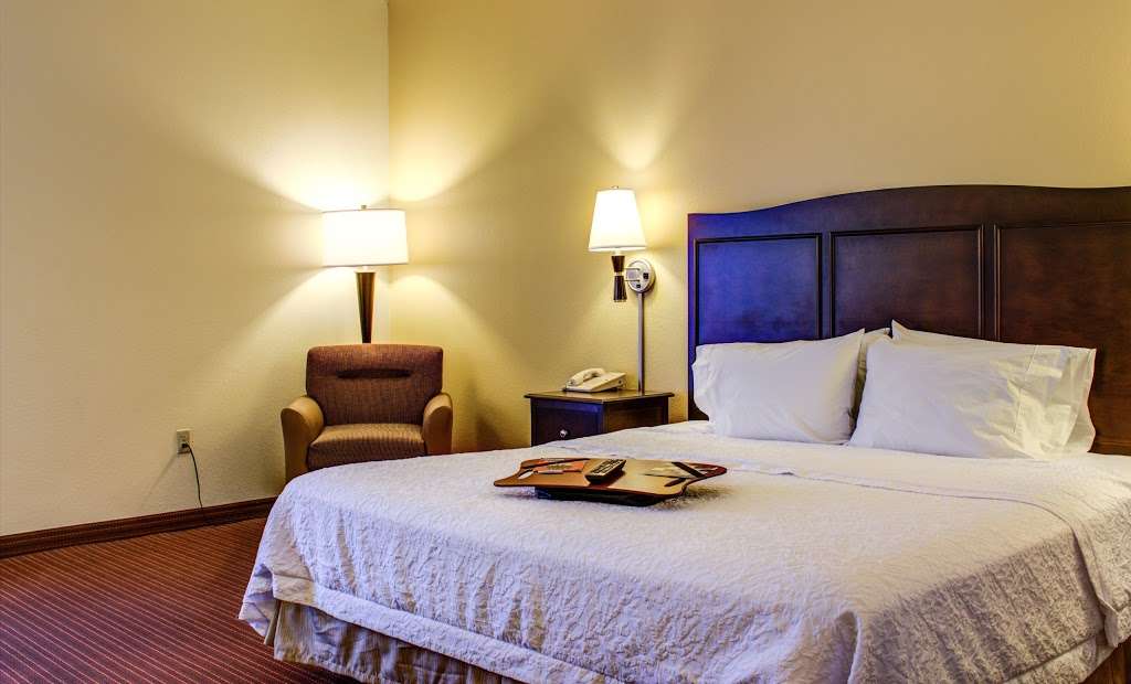 Hampton Inn Boston/Peabody | 59 Newbury St, Peabody, MA 01960 | Phone: (978) 536-2020