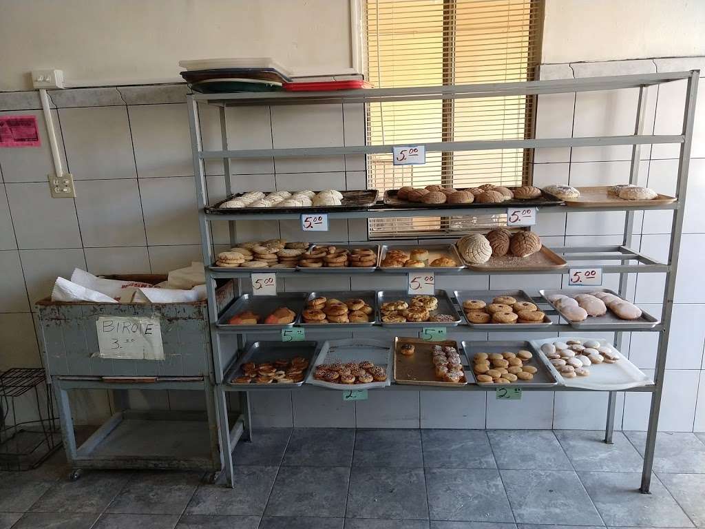 BAKERY Semitic | Av. Culiacan 15536, Campestre Murua, 22455 Tijuana, B.C., Mexico