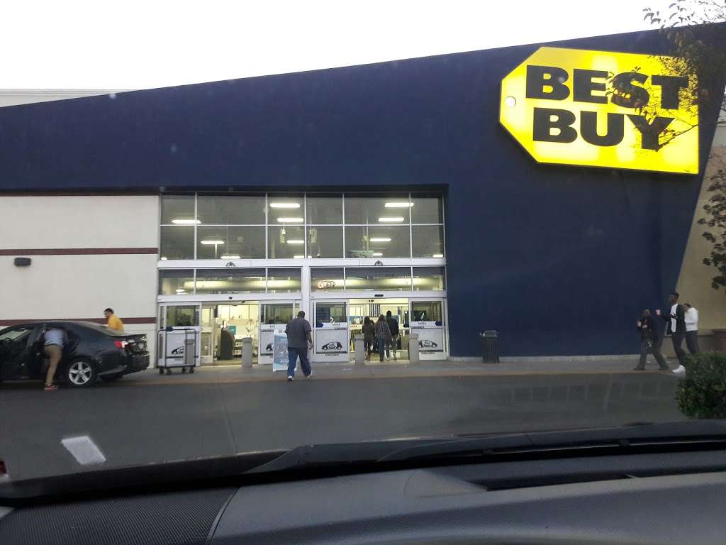Best Buy | 230 Towne Center Dr, Compton, CA 90220, USA | Phone: (310) 884-6822
