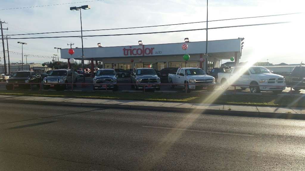 Tricolor Auto | 6300 Bandera Rd, San Antonio, TX 78238, USA | Phone: (210) 254-3677