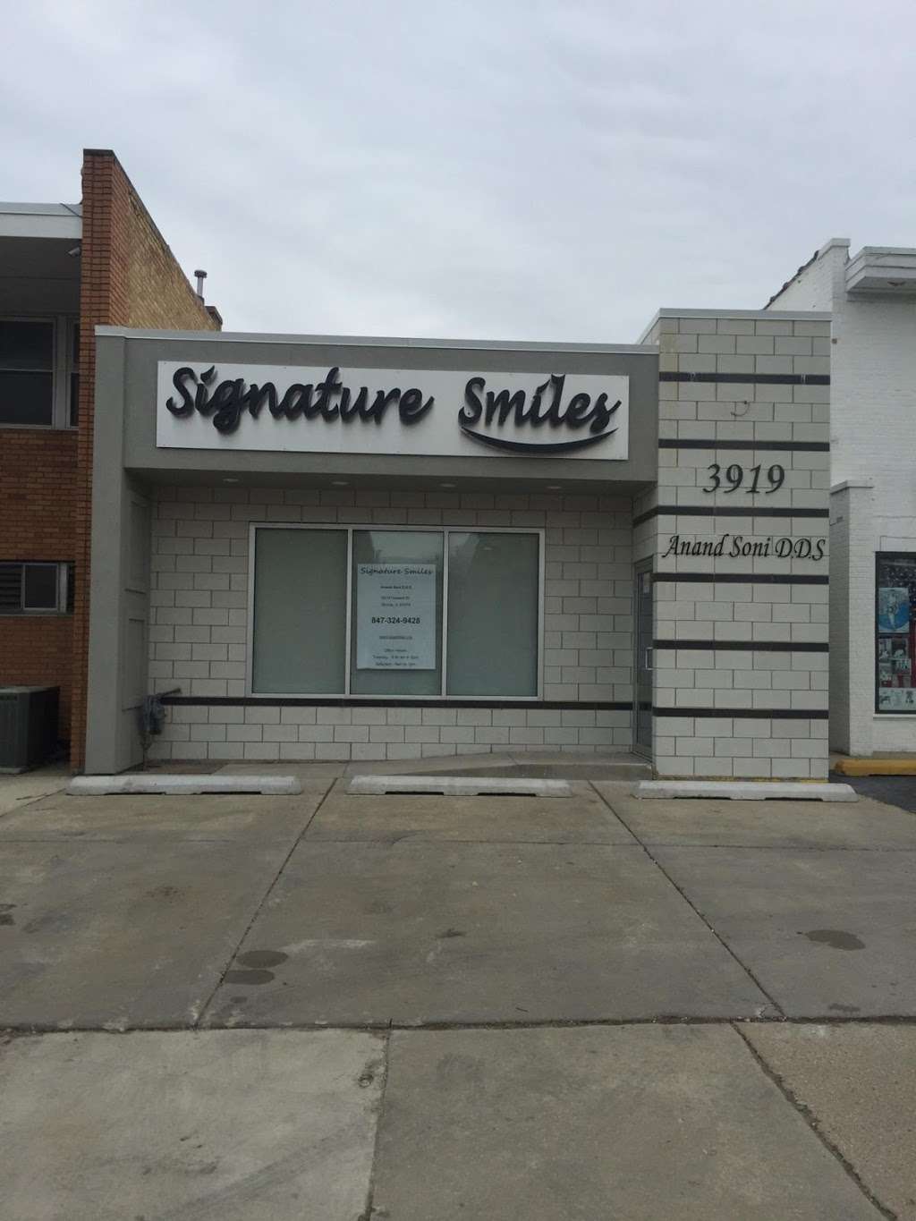 Signature Smiles ( Anand Soni D.D.S. ) | 3919 Howard St, Skokie, IL 60076, USA | Phone: (847) 324-9428