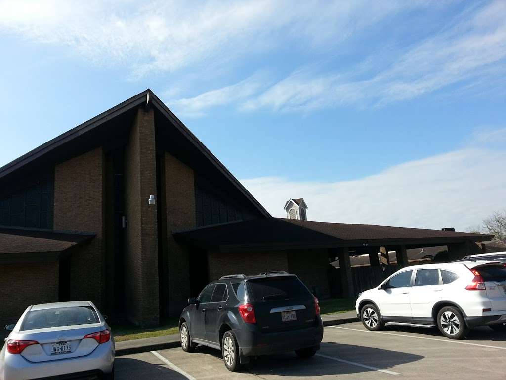 Sacred Heart Catholic Church | 915 Runneburg Rd, Crosby, TX 77532 | Phone: (281) 328-4871