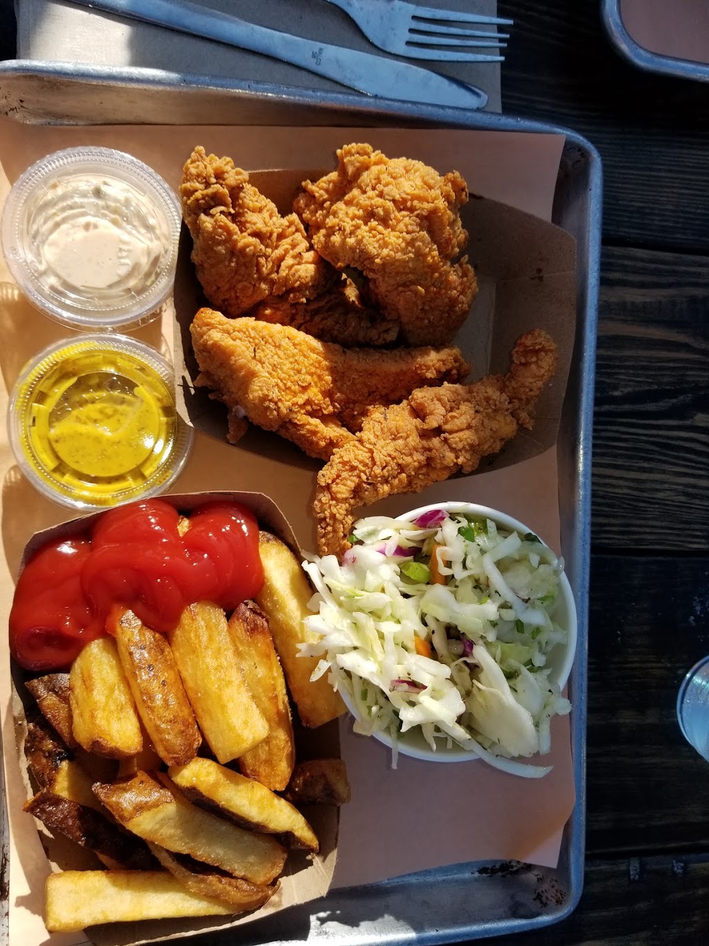 Boxcar Fried Chicken and Biscuits | 2698 Fremont Dr, Sonoma, CA 95476, USA | Phone: (707) 938-7370