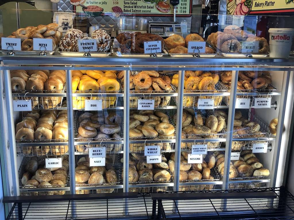 Bagel Time & Deli | 341 Main St, Matawan, NJ 07747, USA | Phone: (732) 290-9488