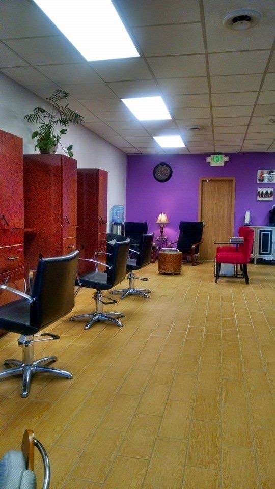 Divine Hair and Color Salon | 9403, 7948 W Lincoln Hwy, Frankfort, IL 60423, USA | Phone: (708) 429-9663