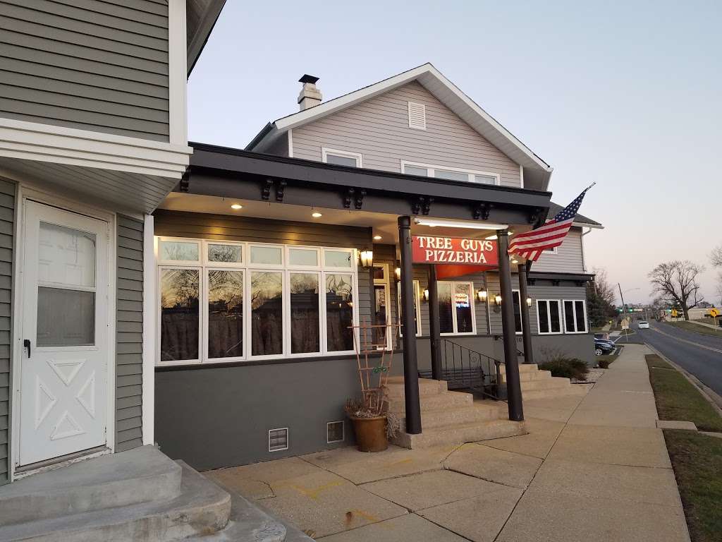 Tree Guys Pizza Pub | 101 E Irving Park Rd, Itasca, IL 60143, USA | Phone: (630) 773-4990