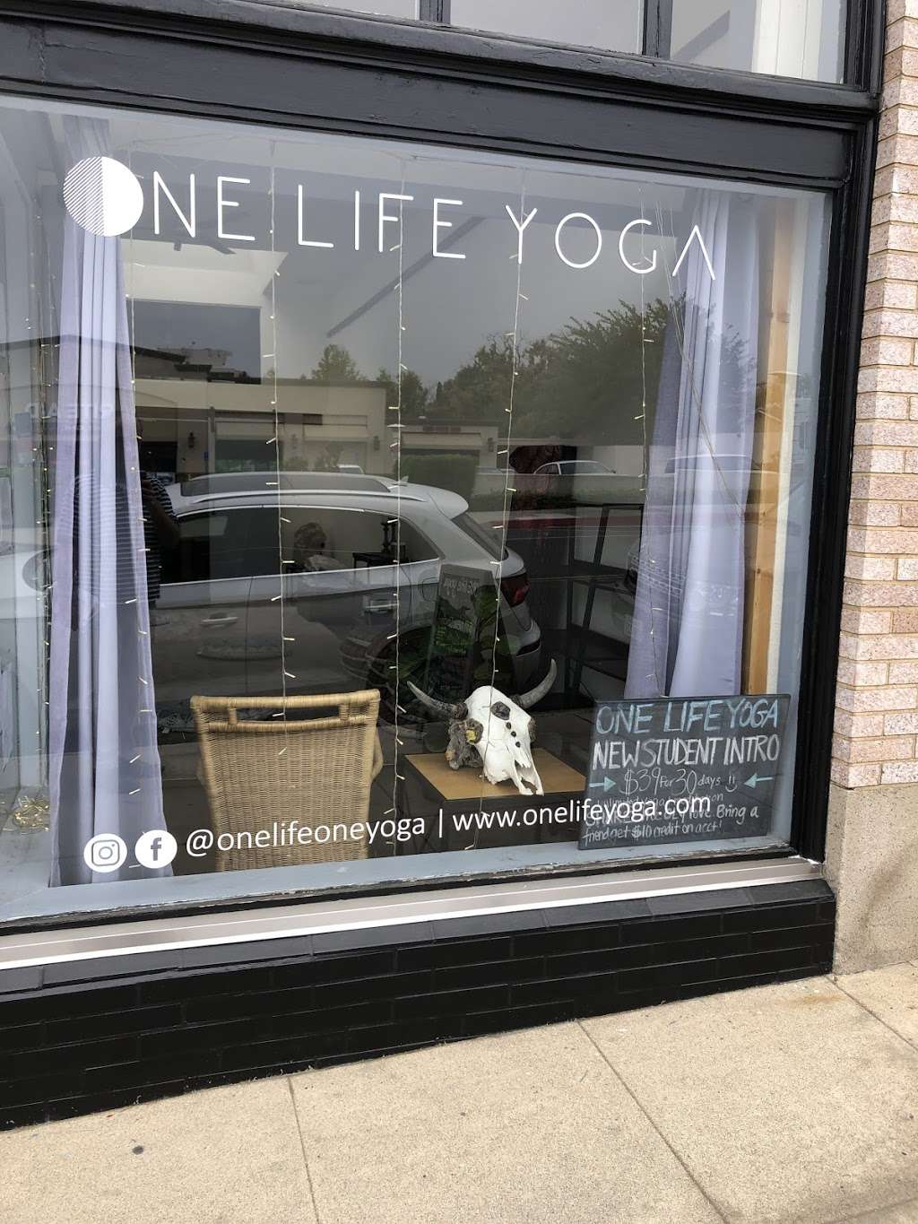 One Life Yoga | 1365 N Hill Ave #1359, Pasadena, CA 91104, USA | Phone: (626) 714-7447