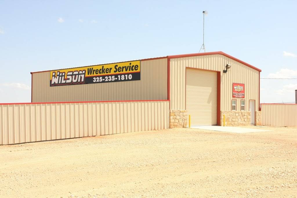 Wilson Wrecker Service | 1700 S 11th St, Slaton, TX 79364, USA | Phone: (806) 828-3507