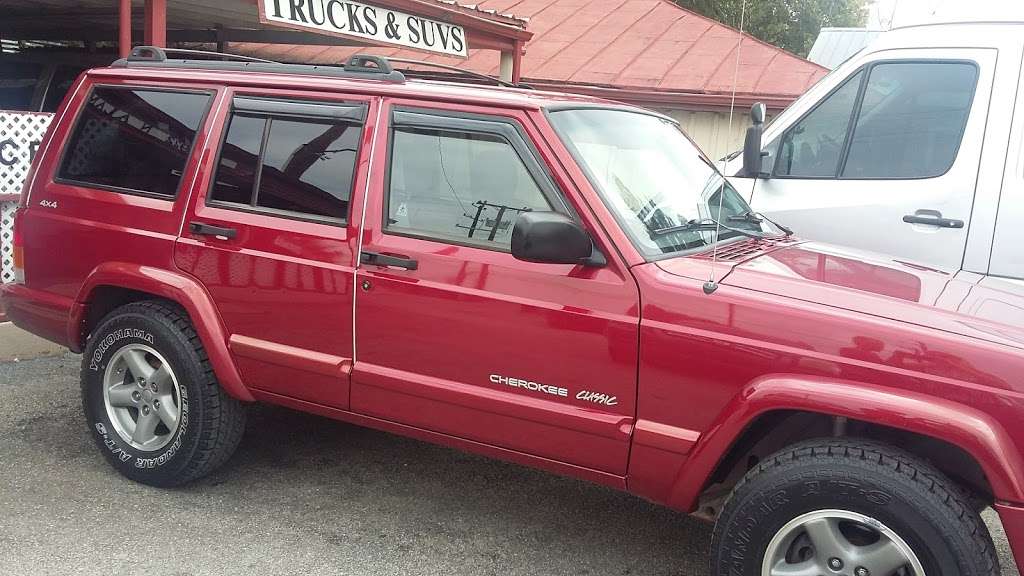 Army Guy Cars | 1922 N Alamo St, San Antonio, TX 78215, USA | Phone: (210) 216-1100