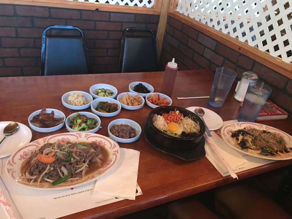 Arirang Restaurant | 2154 Austin Hwy, San Antonio, TX 78218 | Phone: (210) 650-3845