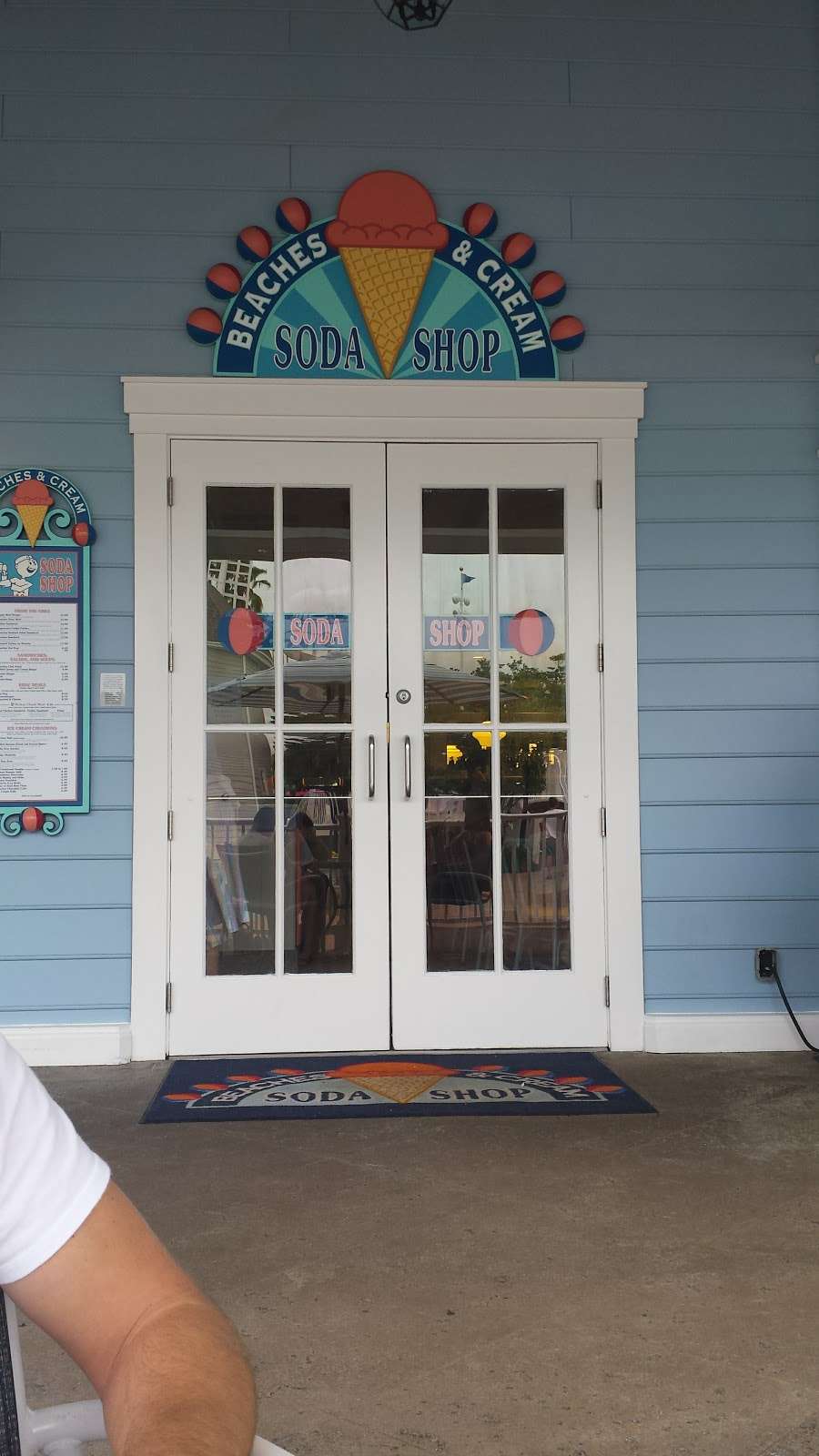 Beaches & Cream Soda Shop | 1800 Epcot Resorts Blvd, Orlando, FL 32830, USA | Phone: (407) 939-3463